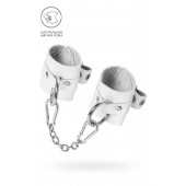 Белые мягкие кожаные наручники с люверсами - Pecado - купить с доставкой в Сызрани