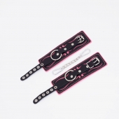 Черно-розовые кожаные наручники с розовой строчкой - Crazy Handmade - купить с доставкой в Сызрани