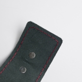 Черные кожаные наручники с красной строчкой - Crazy Handmade - купить с доставкой в Сызрани