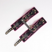 Черные кожаные оковы с розовой строчкой - Crazy Handmade - купить с доставкой в Сызрани