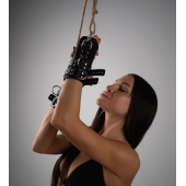 Черные высокие кожаные наручники для подвешивания - Crazy Handmade - купить с доставкой в Сызрани