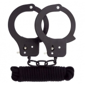 Чёрные наручники из листового металла в комплекте с веревкой BONDX METAL CUFFS LOVE ROPE SET - Dream Toys - купить с доставкой в Сызрани