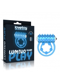 Голубое, светящееся в темноте виброкольцо Lumino Play Vibrating Penis Ring - Lovetoy - в Сызрани купить с доставкой