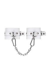 Белые мягкие кожаные оковы с люверсами - Pecado - купить с доставкой в Сызрани