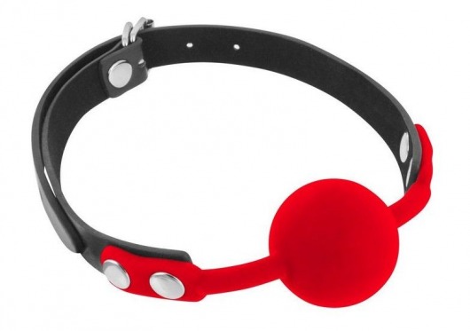 Красный кляп-шарик на черных ремешках - Fetish Tentation - купить с доставкой в Сызрани