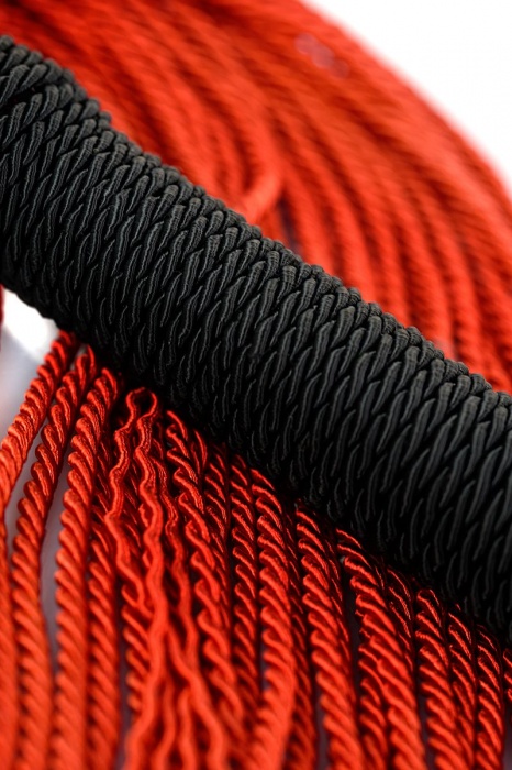 Красно-черный флоггер из веревки TOYFA Theatre - 48,5 см. - ToyFa - купить с доставкой в Сызрани